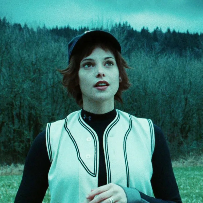 twilightreborn's tweet photo. and just like that, cinema was invented https://t.co/X1fJRvpBBZ