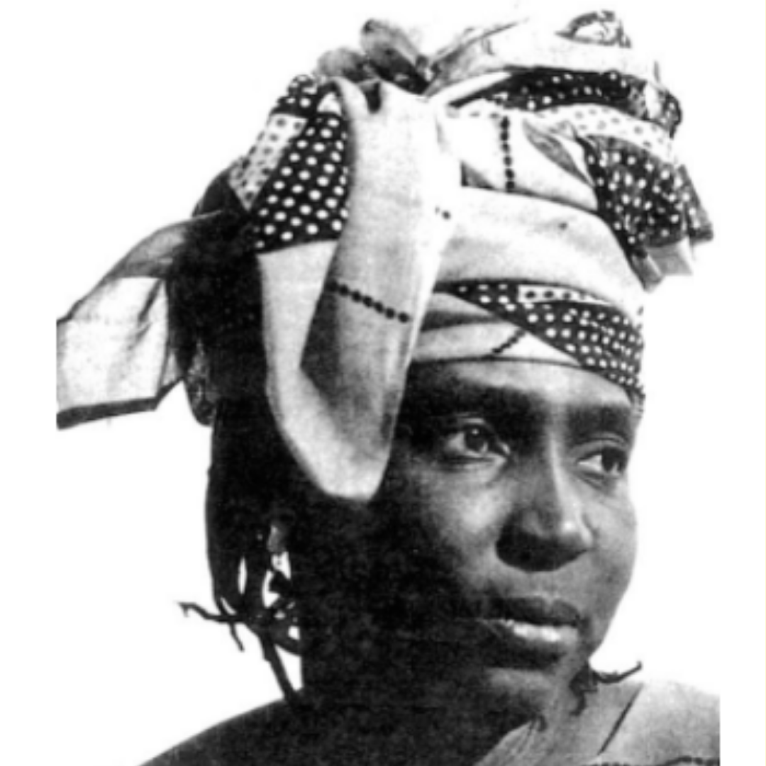 AkukoMagazine's tweet photo. Senegalese novelist + feminist Mariama Bâ from her novel So long a letter; published in 1989

#Akukocollective #Akukocrows #mariamaba #blackpoets"#blackpoets https://t.co/QXSQp5ce5I