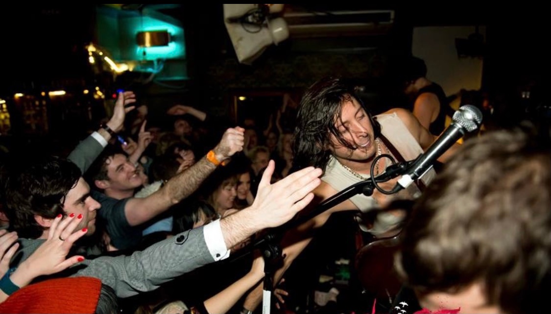 This Feeling (@this_feeling) on Twitter photo good luck to all the venues reopening tonight & huge thanks <a href="/musicvenuetrust/">Music Venue Trust</a> @wearethentia for all you do we’ve got 200+ zones between Aug and the end of the year hit thisfeeling.co.uk for listings we can’t wait to see you all 📸 <a href="/Will__Ireland/">Will Ireland Photo</a> London Dec 2014 #zonearchives good luck to all the venues reopening tonight & huge thanks <a href="/musicvenuetrust/">Music Venue Trust</a> @wearethentia for all you do we’ve got 200+ zones between Aug and the end of the year hit thisfeeling.co.uk for listings we can’t wait to see you all 📸 <a href="/Will__Ireland/">Will Ireland Photo</a> London Dec 2014 #zonearchives