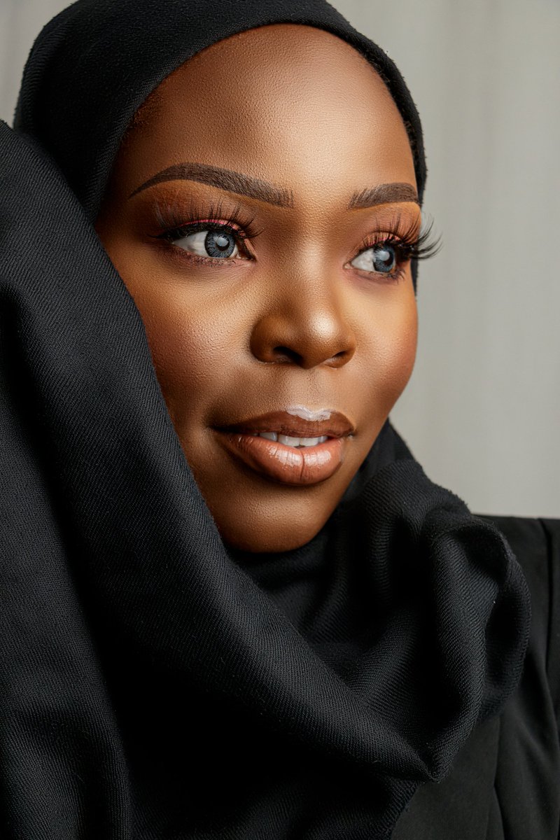 A whole new level unlocked ...

Model: @margaretmumbi_
MUA💄: @kuwama_beauty_works_ 
Media : @kuchemedia

#muslimcommunity  #zambianmakeupartist #zambianphotographer #beautyshoot  #vogueafricamagazine #africanbeauty #hijabbeauty #portraitphotography #canon80d #zambia🇿🇲  #retouch