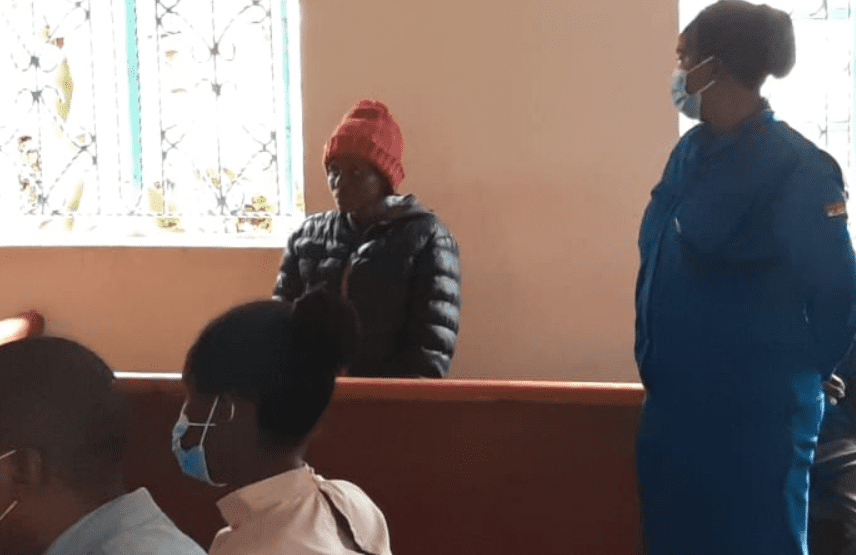 MwendaniTv's tweet photo. Mutumia wa ukuru wa miaka 27 kuma county ya Machakos niukinyirue igotiri ria Macaku na nguruvanio cia kuva ciana ciake sumu cia  ukuru wa miaka 6 na 5. https://t.co/ca7ITOpbOh