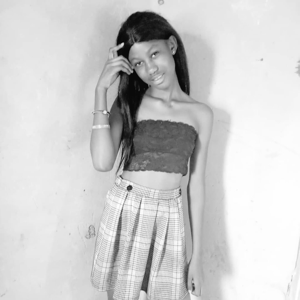 I've been trying all day to take a perfect picture until I got this... It's worth it🤗🤗