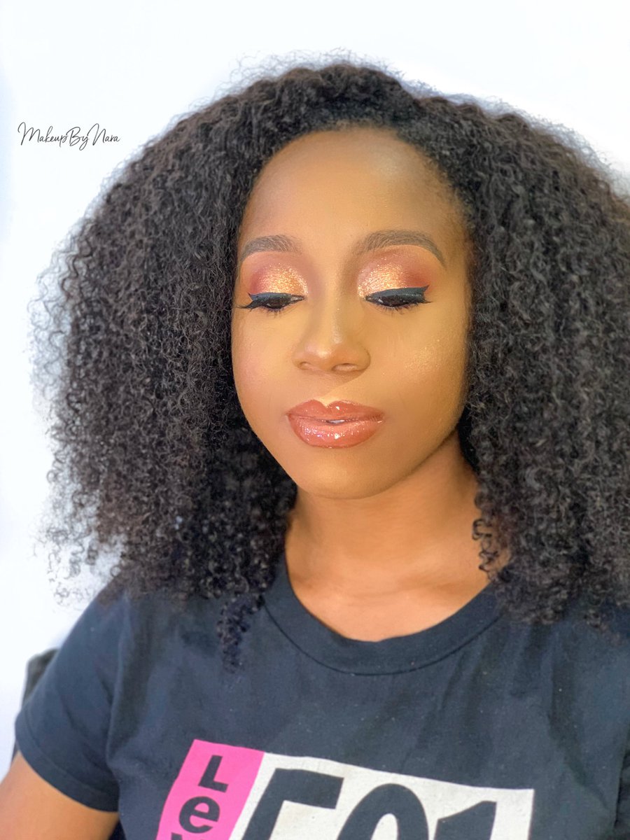 makeupbynara_'s tweet photo. Some girls are born with glitters in their veins; so effortlessly beautiful ☺️ Such is Zara 💕
Thank you Zara for slaying with us.
Book us for your sessions💙 https://t.co/calOC8RBRg
