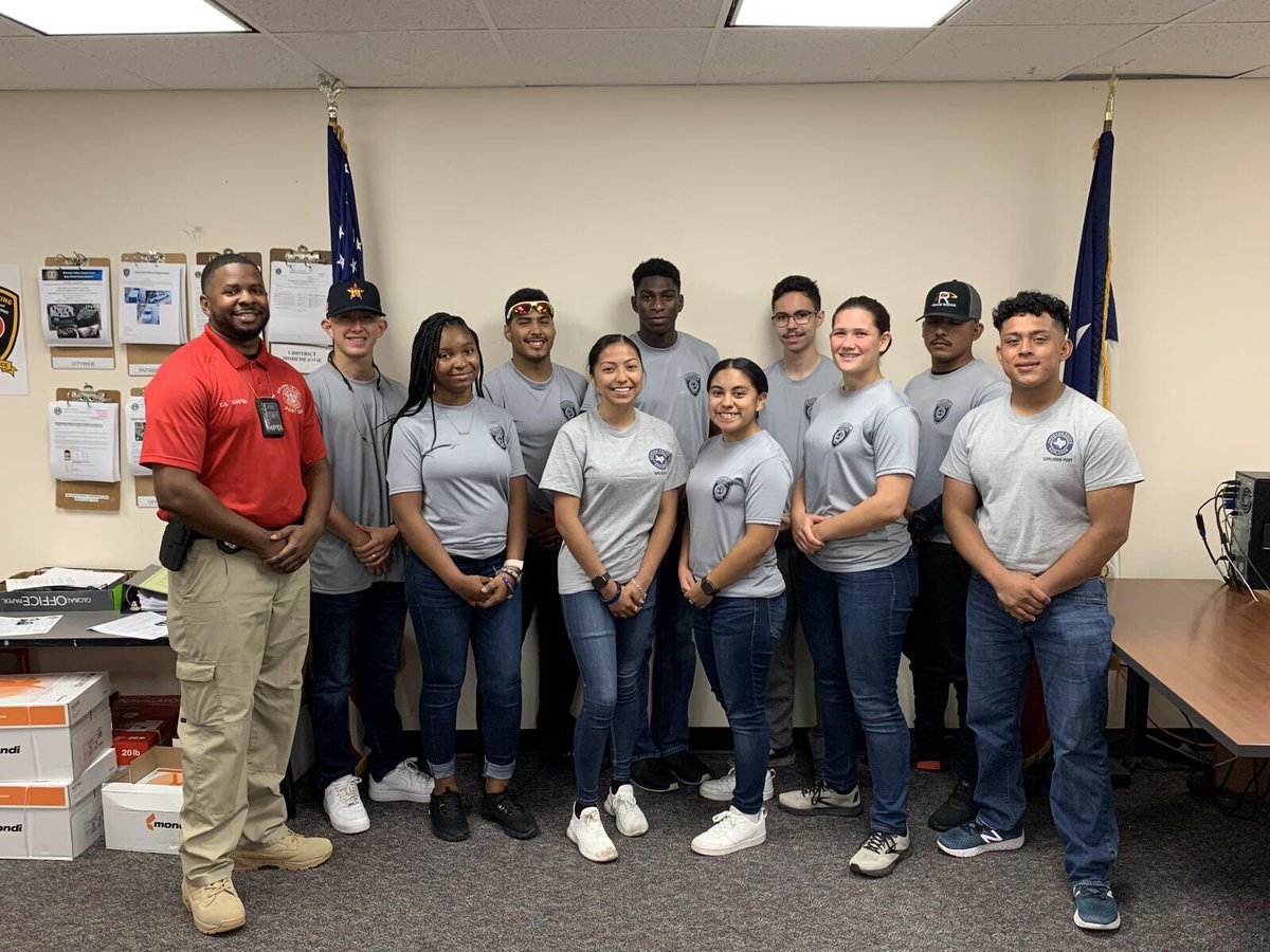 HPD_Explorers's tweet photo. Good luck to our Central #HPDExplorers as they travel to Gatlinburg, TN for #PBCSummerShowdown National Competitive Training Conference! @SafetyCadets https://t.co/Nc1u94IDgM