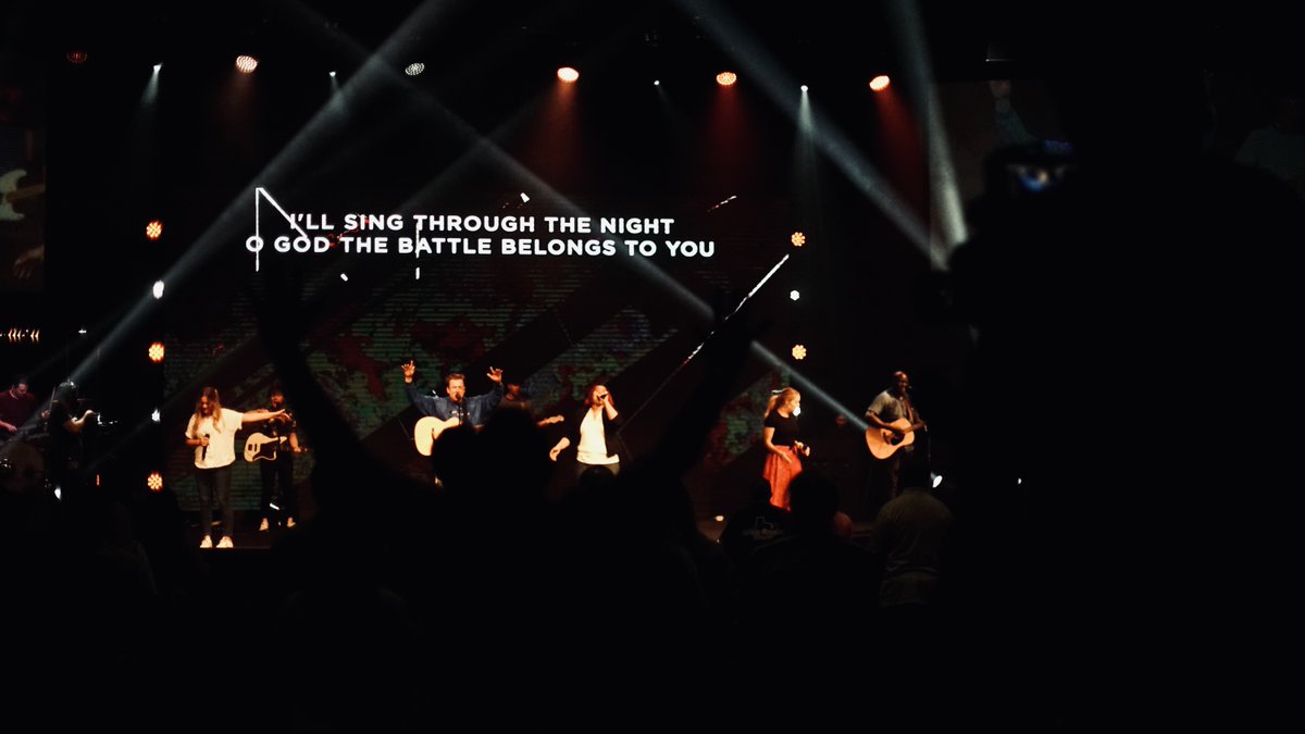 mycompasschurch's tweet photo. This weekend we had 11 in person services across DFW 🙌🏼 and thousands more online.
Did you join us online or in person this weekend?
#MyCompassChurch #forDFW #CompassUnstoppable #compasscolleyville #compassroanoke #compassnrh #compassnfw #compassonline https://t.co/ArQcNwIa1D