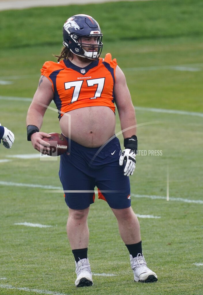 wauksports's tweet image. TONIGHT 6-6:30pm!!!  PUBLIC autograph signing with @UWWhitewater &amp;amp; @Broncos lineman QUINN MEINERZ at @wauksports.  Info at waukeshasportscards.com/product-p/quin….  Follow and RT for chance to win FREE photo.  @QMeinerz @Inthegameautos @Dario_Melendez #Broncos #bellyofthebeast