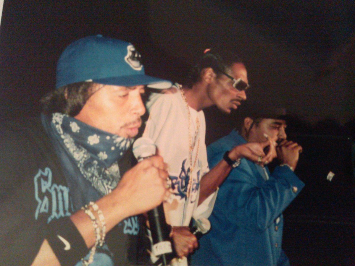 OGDADDYV's tweet photo. Tha Eastsidaz In Full Motion....(theyhad2doit)!!! @BIGTRAYDEEE @SnoopDogg @MRGOLDIELOC https://t.co/HWwORh5niF