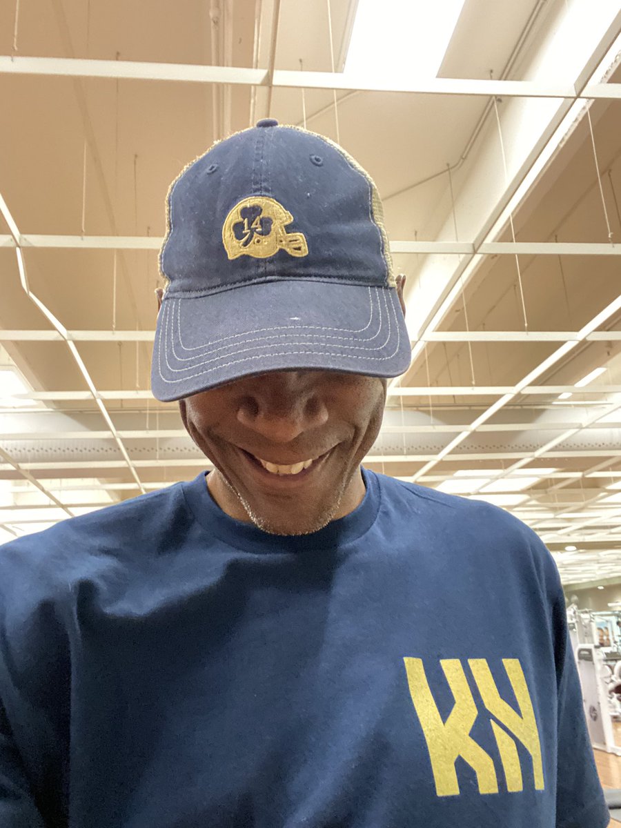 hoops527dh's tweet photo. Repping the Brand #KH14 @NDFootball @greg2126 @AABonNBC https://t.co/NyZ23bPWys