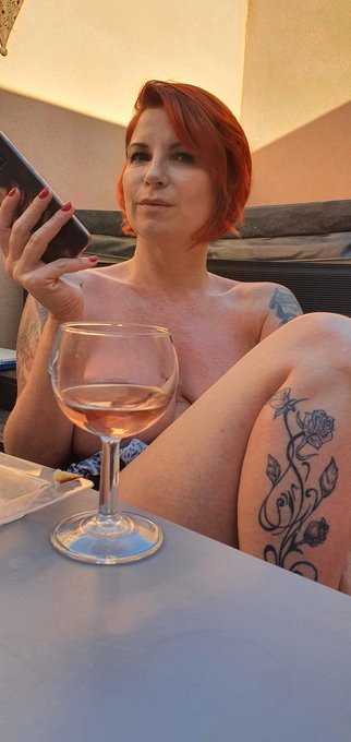 Tchin tchin https://t.co/iIIO3lsyA8