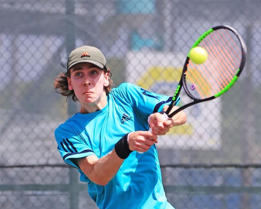Congrats to Alex Finkelstein, of Raynham, MA, for knocking off three seeded opponents on his way to the quarterfinals at Boys’ 18s National Clay Courts! #DelrayClays