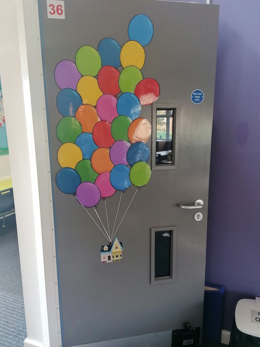 MrsNewbiggin's tweet image. Had a brilliant day sorting out my classroom for September 💞
#ECT2021 #year1teacher