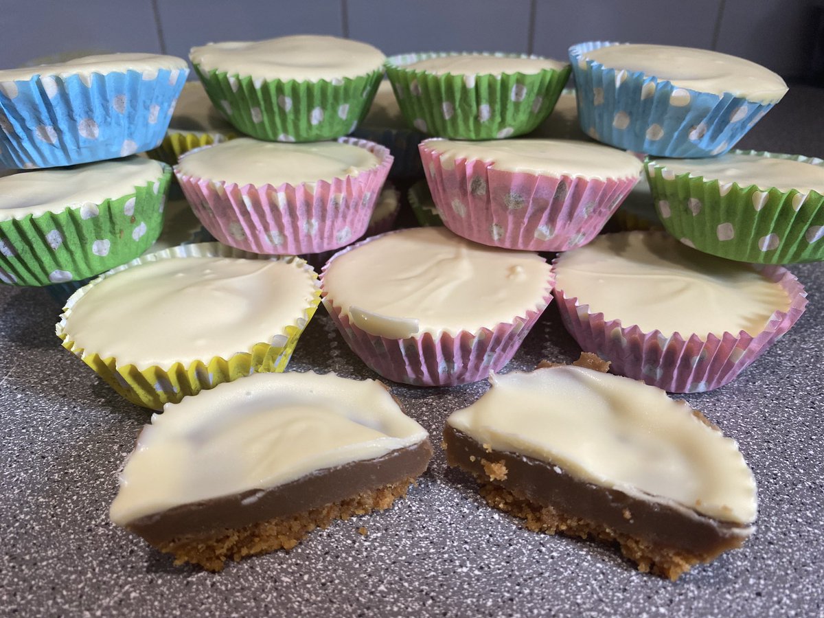 Helen Clarke tweet media