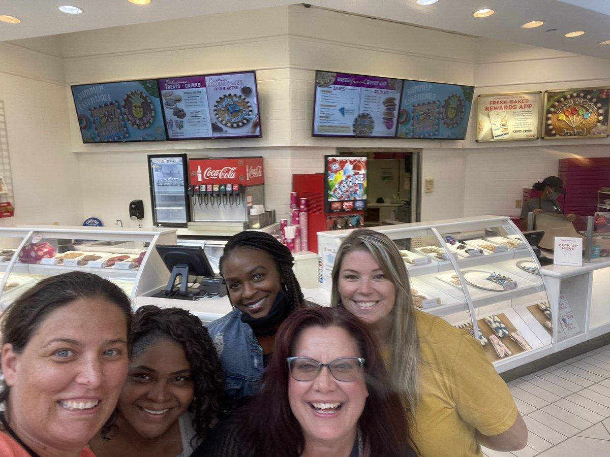 Food is brain fuel. #BrainPower 
<a href="/5HumbleISD/">HumbleISD_EmpowerKids</a> <a href="/HDyslexia/">Humble ISD Dyslexia</a> <a href="/ElizabethFagen/">Liz Celania-Fagen</a>