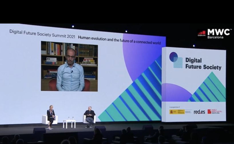carmeartigas's tweet image. During the #MWC2021 in Barcelona I had the  privilege to moderate a debate btw @harari_yuval and @JuanLuisArsuaga about &quot;Humanism in a digital age&quot; in the context of @DFS_MWC. Now available. Don&apos;t miss a word. Challenging. youtu.be/_CvxJs7OPl8