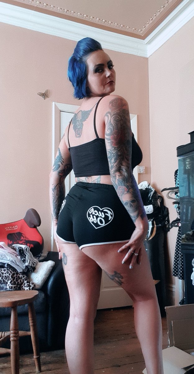 CandyGirl1872's tweet photo. Only a few left. Claim it now. https://t.co/e0TJektH2D
