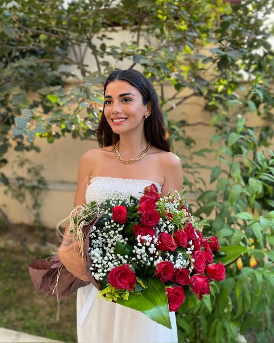 En verdad espero que seas muy feliz, que tus sueños y metas siempre se cumplan a pesar de todo 👌😭🍀💖🌺🌺

#ÖzgeYağiz #SolYanim #gokberkdemirci
<a href="/yagizozge/">Özge Yağız</a> 💖