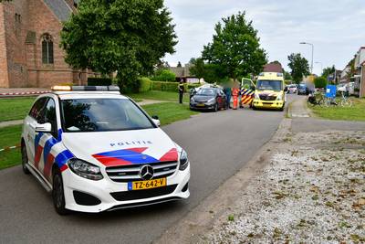 Meisje (4) ernstig gewond door aanrijding met auto in Aerdt