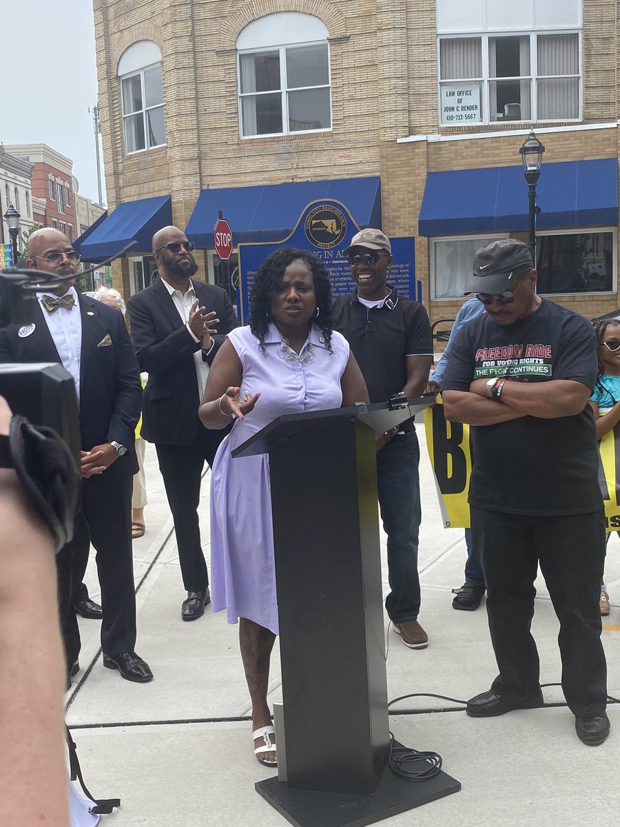 WicomicoNAACP's tweet photo. The buses are on their way to Berlin and then OC! Thank you for stopping in Salisbury where Branch President Amanda Hopkins made her inaugural speech along with other elected officials and organizers. #BeBoldForGood https://t.co/rUruccKYIM