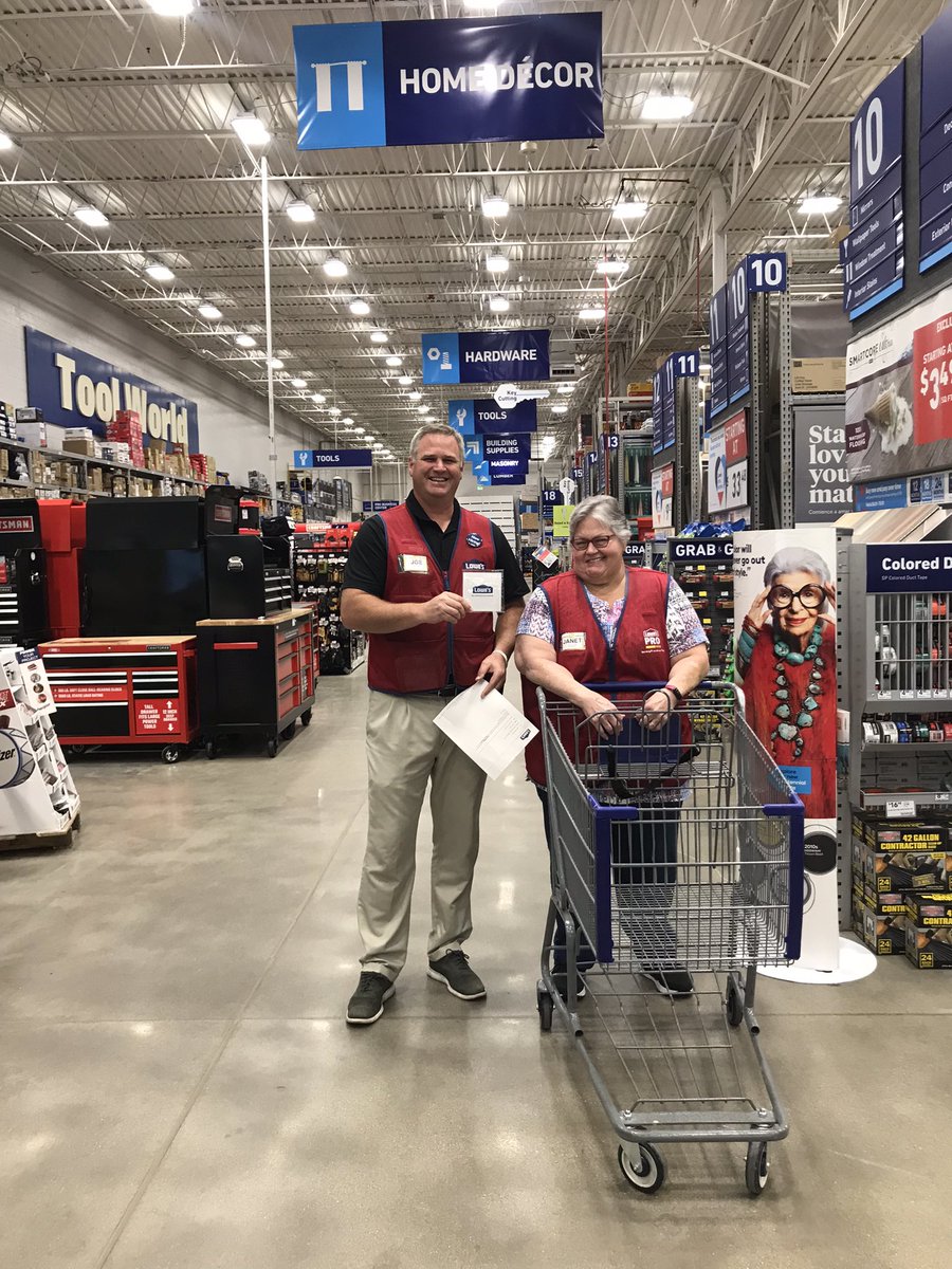 Lowes Hamilton tweet media