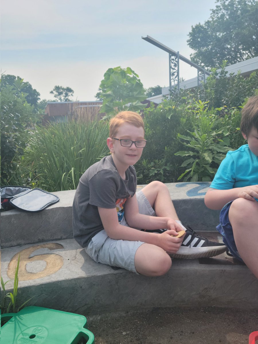 Ms.Earley tweet media