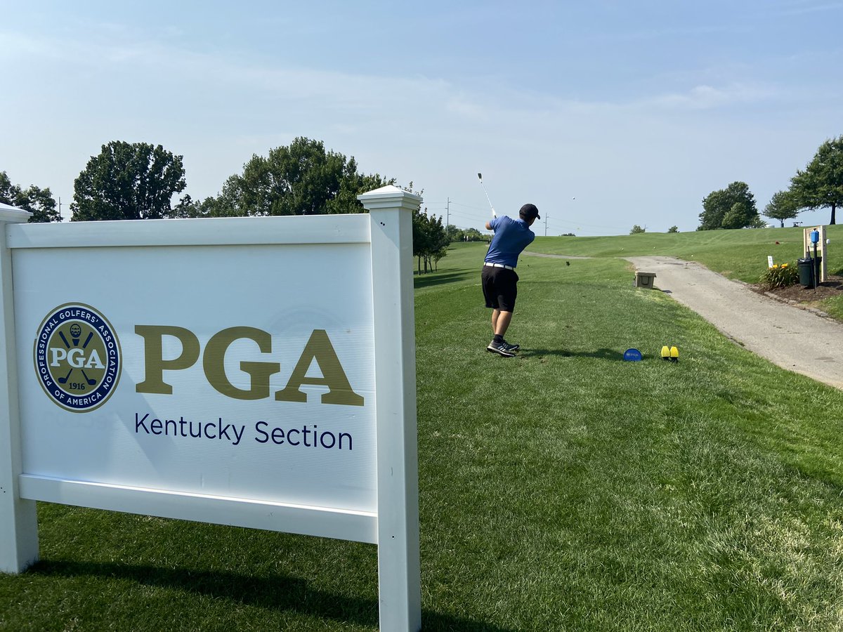 mtmccrady's tweet photo. Some fun was had on the golf course today! Thanks @JuniorGolfKY @GolfHouseKY for having us out! #projunior https://t.co/wSoLHh31a2