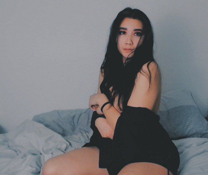 Might fuck around and give myself that choppy scene queen mullet 🤪 https://t.co/CopDYVvXe3