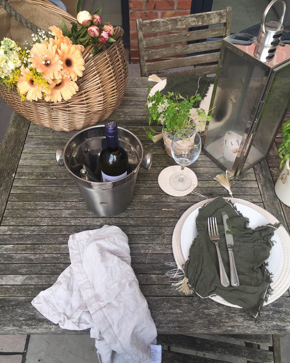 InspireHighway's tweet photo. MY HOME HAUL FROM THE NEW JACK'S SUPERMARKET 

https://t.co/dQ4dFaSZhT

#mumsofhull
#hullbloggers
#mummybloggeruk
#homeblogger
#mbloggersuk
#hullmums
#thriftymums https://t.co/6erbLimcqj