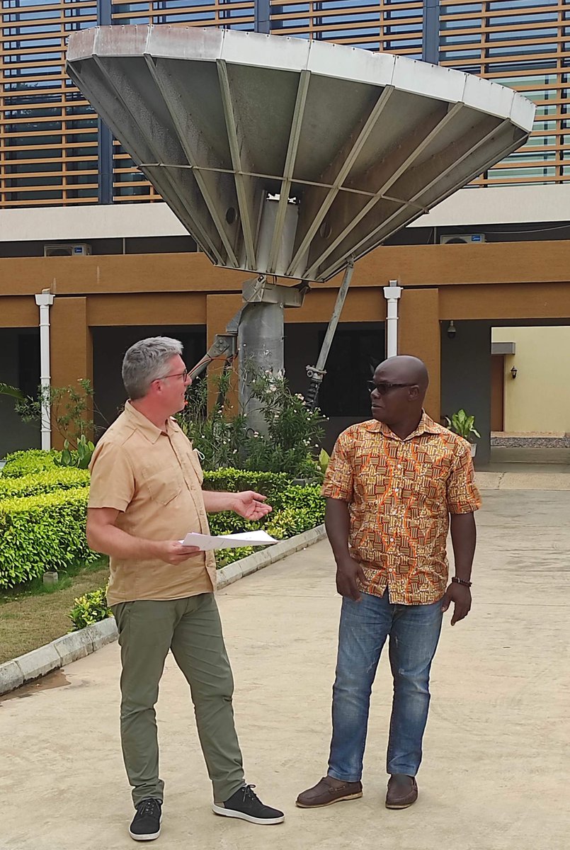 FranceauTogo's tweet photo. Ce 17 juillet, 3 formateurs de @CFImedias ont clôturé une formation de 12 jours à destination de 45 journalistes de la télévision togolaise TVT soutenue par le programme #PROFAMED, à l’occasion de laquelle ils ont travaillé à la production d’un magazine audiovisuel pilote. https://t.co/946FjxGC79
