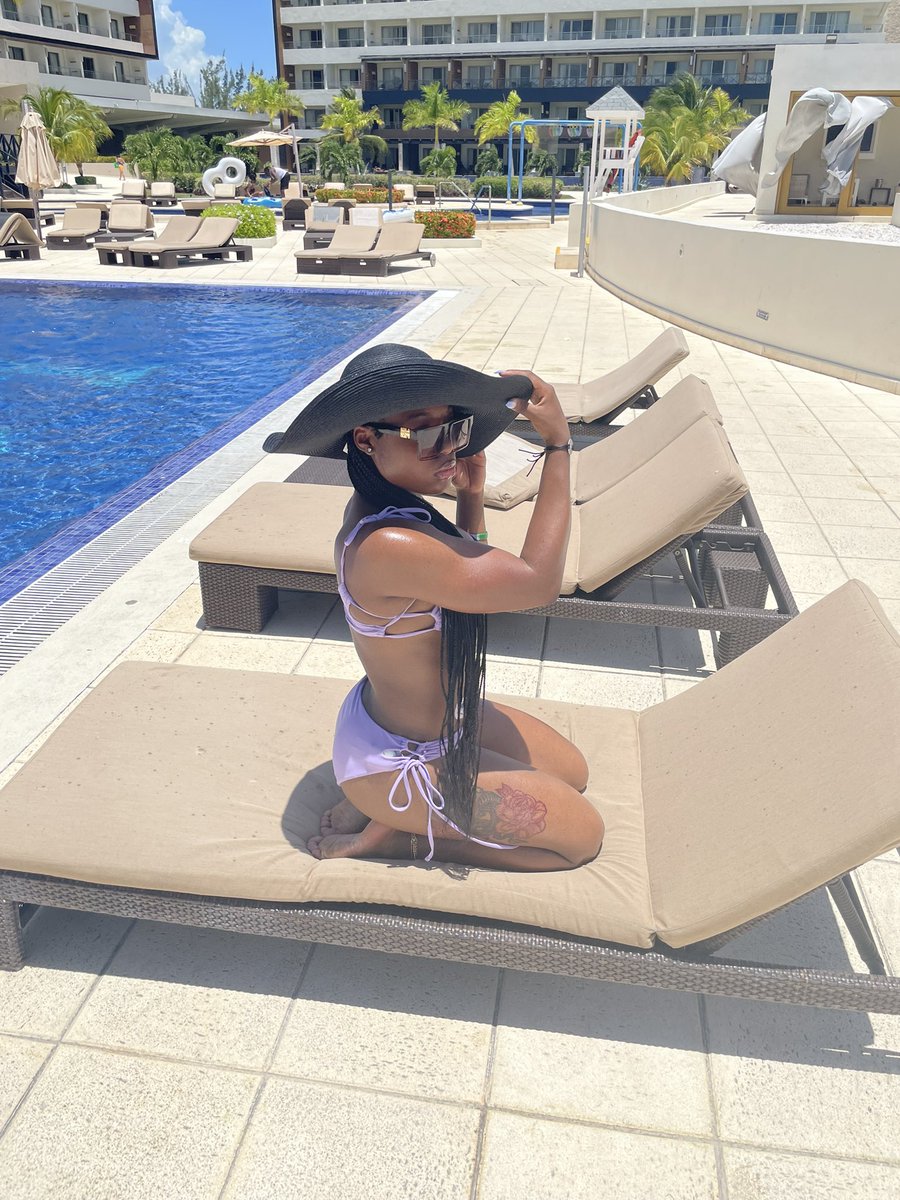 yaniiiiii__'s tweet photo. long time no sea 💜 https://t.co/0P5Ug4Qtks