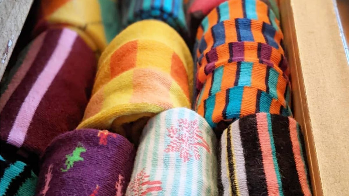 SockingBehavior's tweet image. This sock drawer definitely sparks joy for us. Stock yours with the best at sockingbehaviour.com 🧦

📸: (IG: theauctionista)