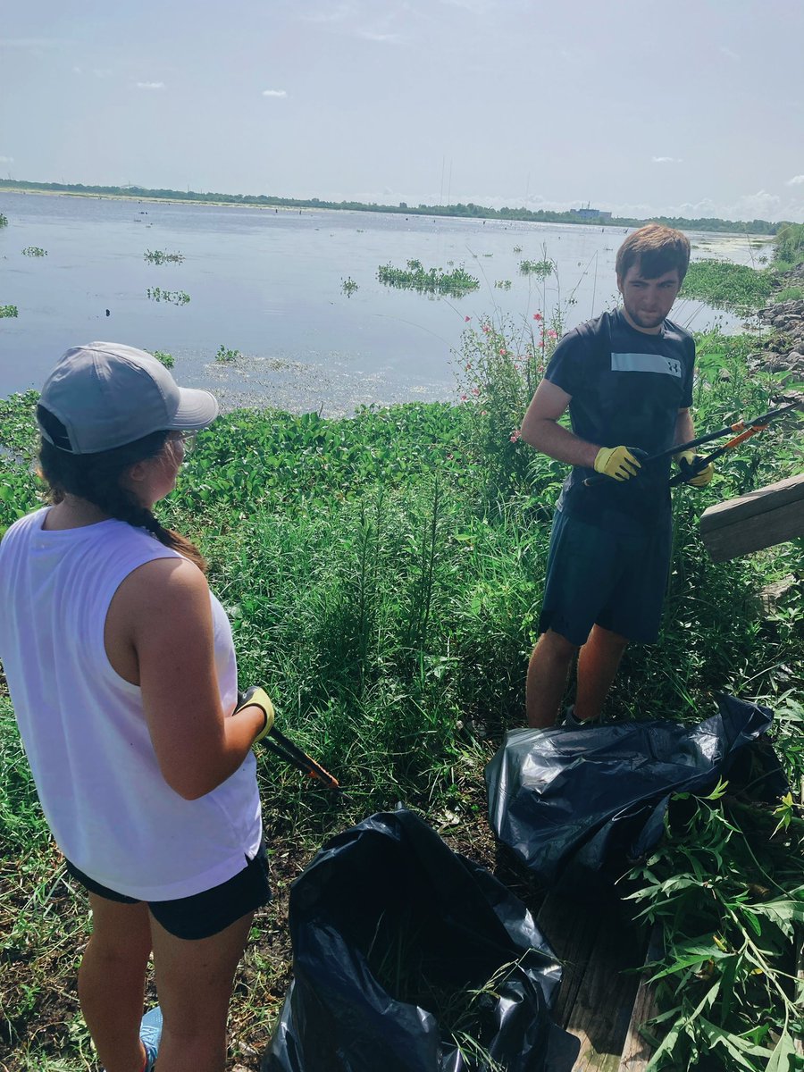 sendneworleans's tweet image. Meet our Lower 9th Ward GenSend team! They have been serving hard in the community gardens,helping Shane Booker lay the groundwork for upcoming church plant, Garden City Church.
