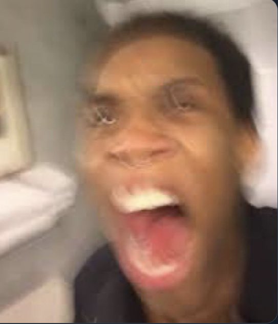 PainHumour's tweet photo. “if that’s what you make me feel like” the GASLIGHTING GET THIS WALKING TRASH OUT OF HERE #LoveIsland https://t.co/tpk1ZANBmY