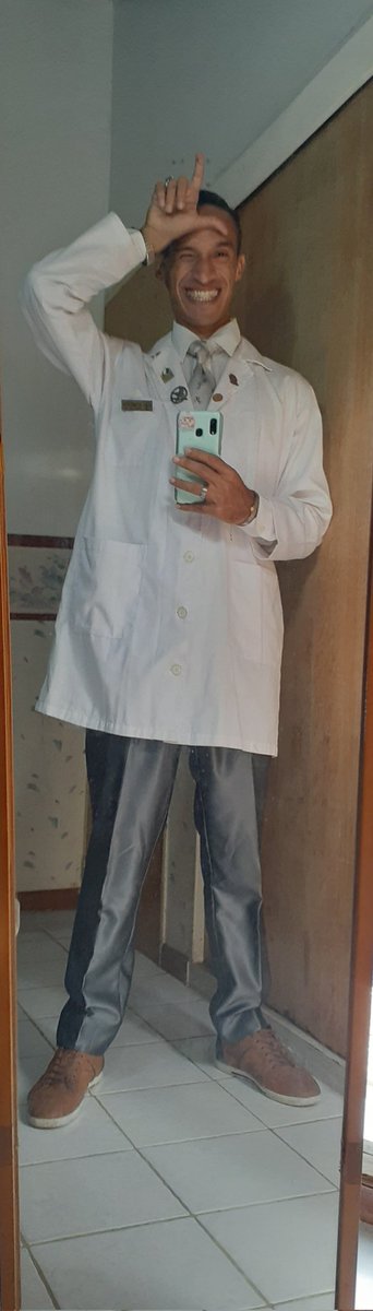 OctavioPetit's tweet photo. El día de hoy fue especial, porque nuevamente el señor tenebroso tiembla debido a que otro horrocrux de él fué superado, tesis lista ✅ https://t.co/qwWz9xjg5o