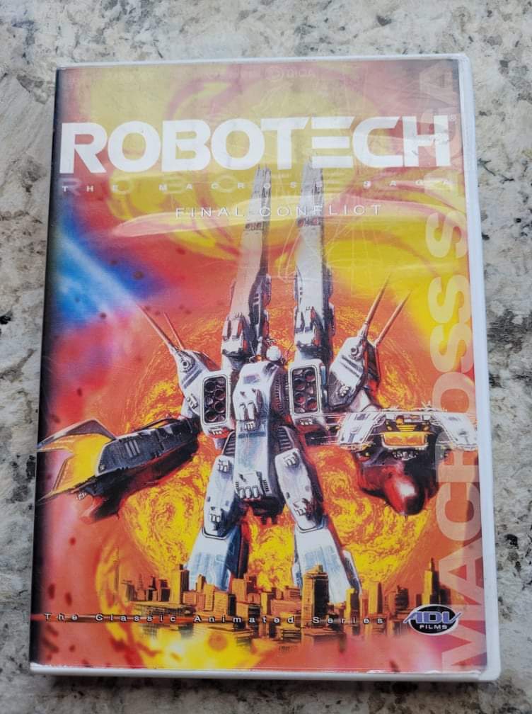 redmagecomic's tweet photo. I'm finding a trend in Tucson. #robotech https://t.co/yKk87c7wKd