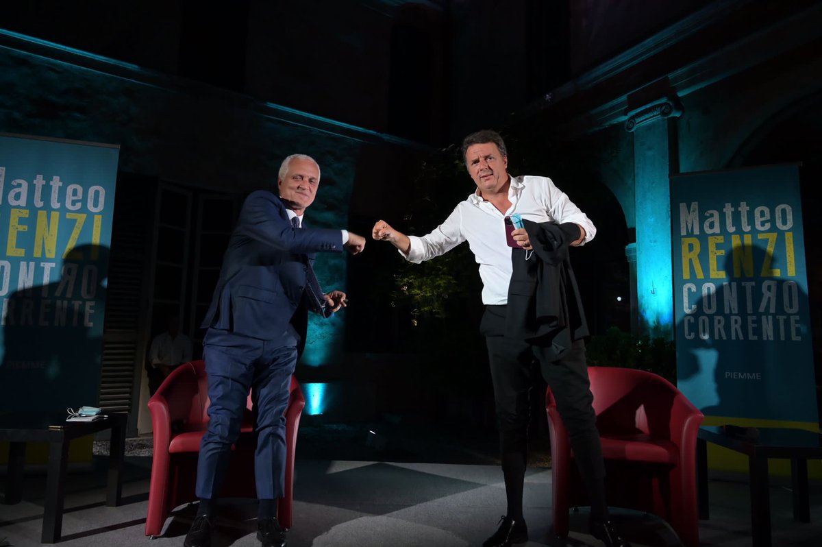matteorenzi's tweet photo. Ma che spettacolo a Castenedolo. Quanta gente! Tutti #ControCorrente https://t.co/0eAAT34li8