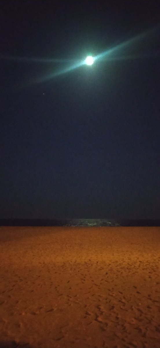 German_Coach's tweet photo. Noche de verano .... Ni tan mal :) https://t.co/pNq33CUkiP