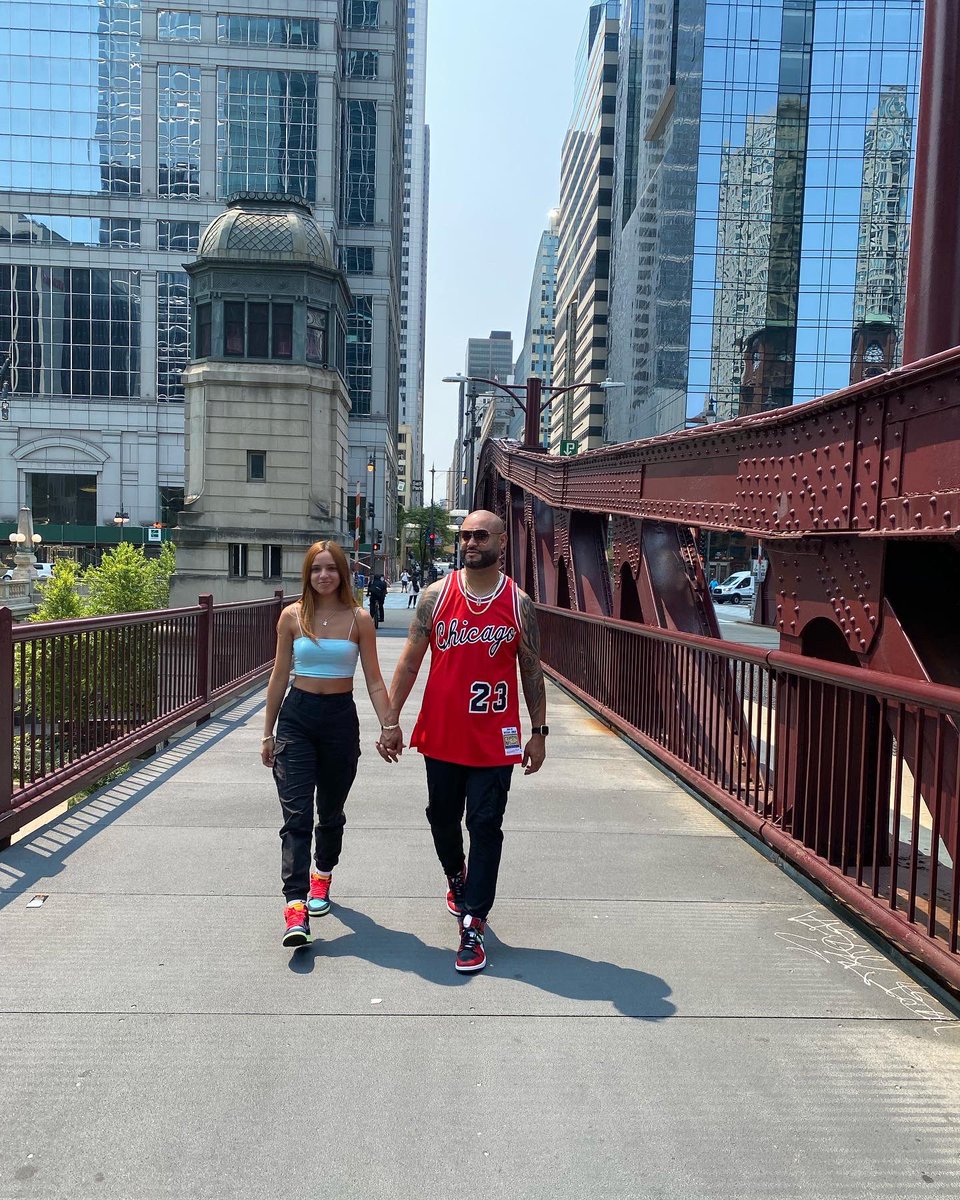 Blue Barber tweet media