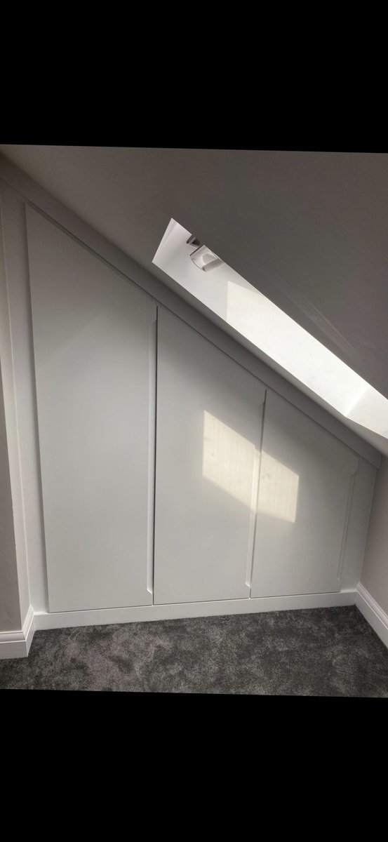 #happymonday #beckenhaminteriors #beckenham #fittedwardrobes