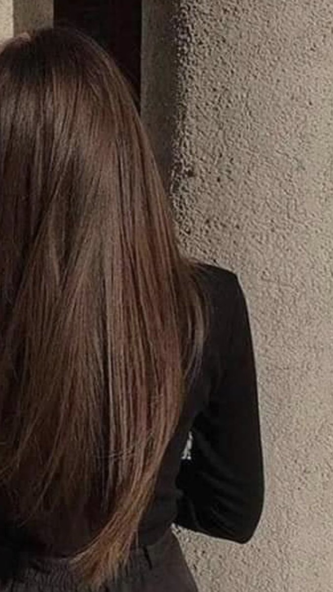 #قبل_العيد_ودي_اقول
كنت احسبْ ان العيد للوصل توقيت
و كنت انتظر صوتك يجيني هديه
عيد رمضان اقفى بعيده ولاجيت
لا تخيب امالي بعيد الضحيه
#تدل_دربها 🕊