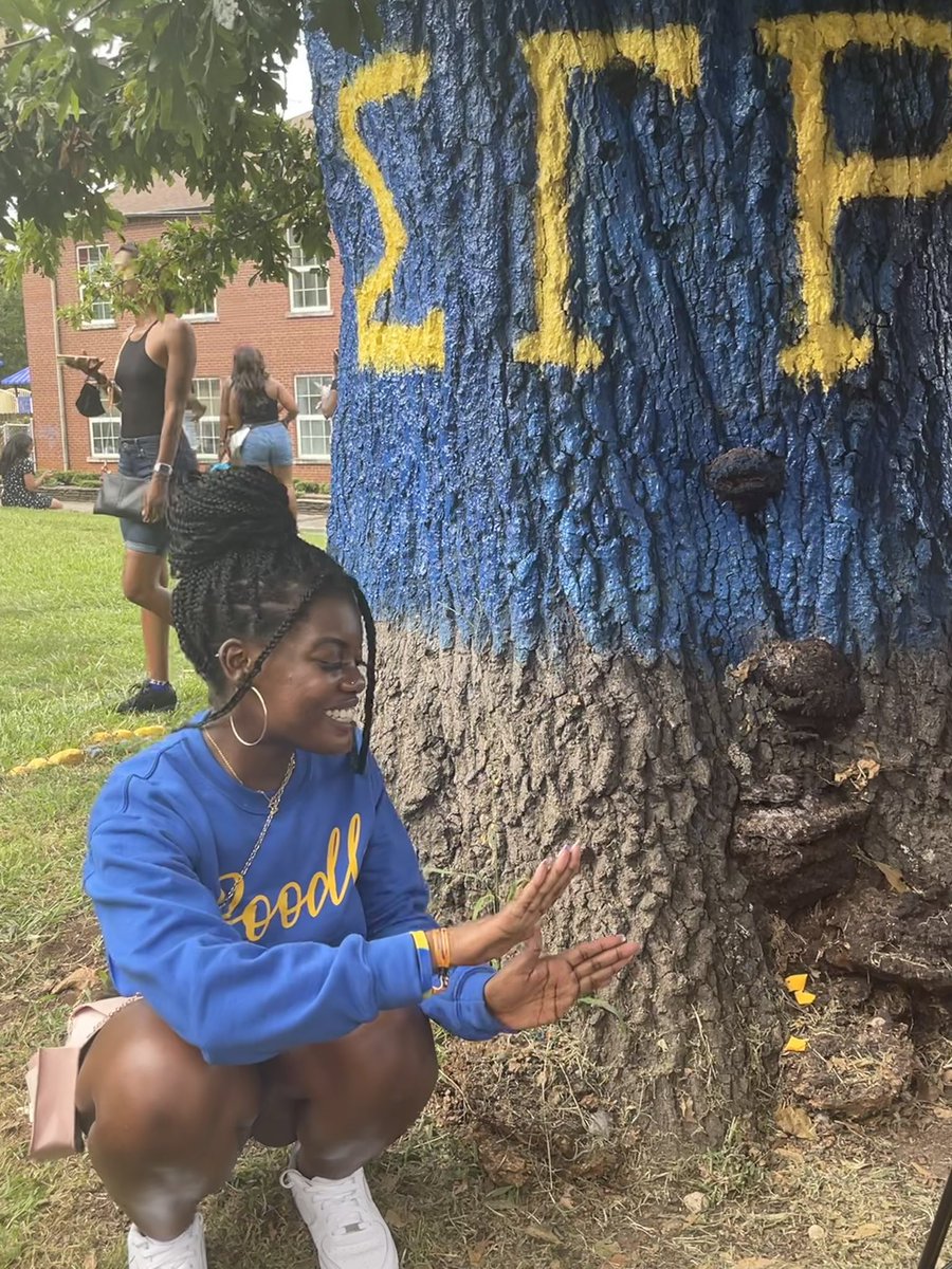 _ITS_MARNEEZY's tweet photo. #eeyipp #sgrho #1922 https://t.co/gq3kRTAavQ