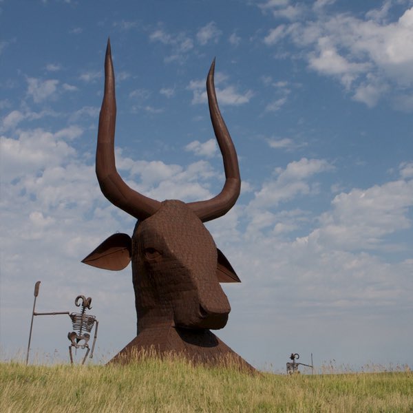 Miller_Kohl's tweet photo. Things people can expect to see as they make their way through South Dakota https://t.co/2fBCHZn7fW