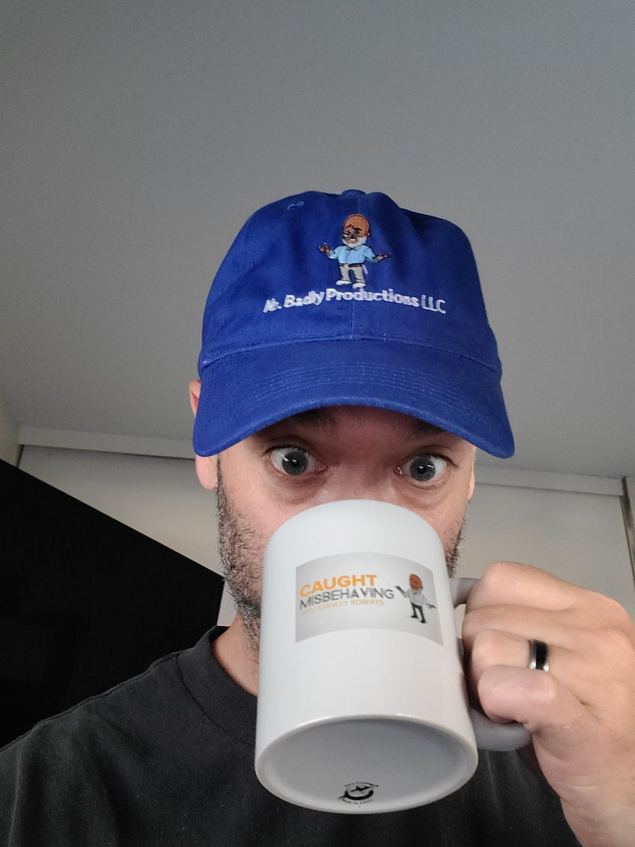 HearITfromMatt's tweet photo. I guess you could say I'm a fan of @StanleyRoberts .. #StanFan https://t.co/TjQjmGUFP5