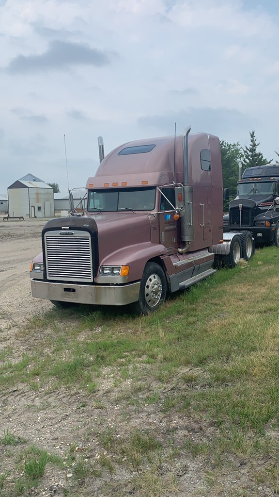 Got a Fld 120 with a 6nz cat475 go 40k rears. 3 way lock. 18 speed for sale. 1.2mill on chassis. $18k. Mb safety.  Good drives.