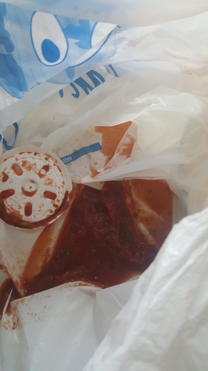 danv_dan's tweet photo. Should always know better than to order delivery thru @DoorDash. They blame the restaurant, restaurant blames the driver. https://t.co/179vmPqVF6