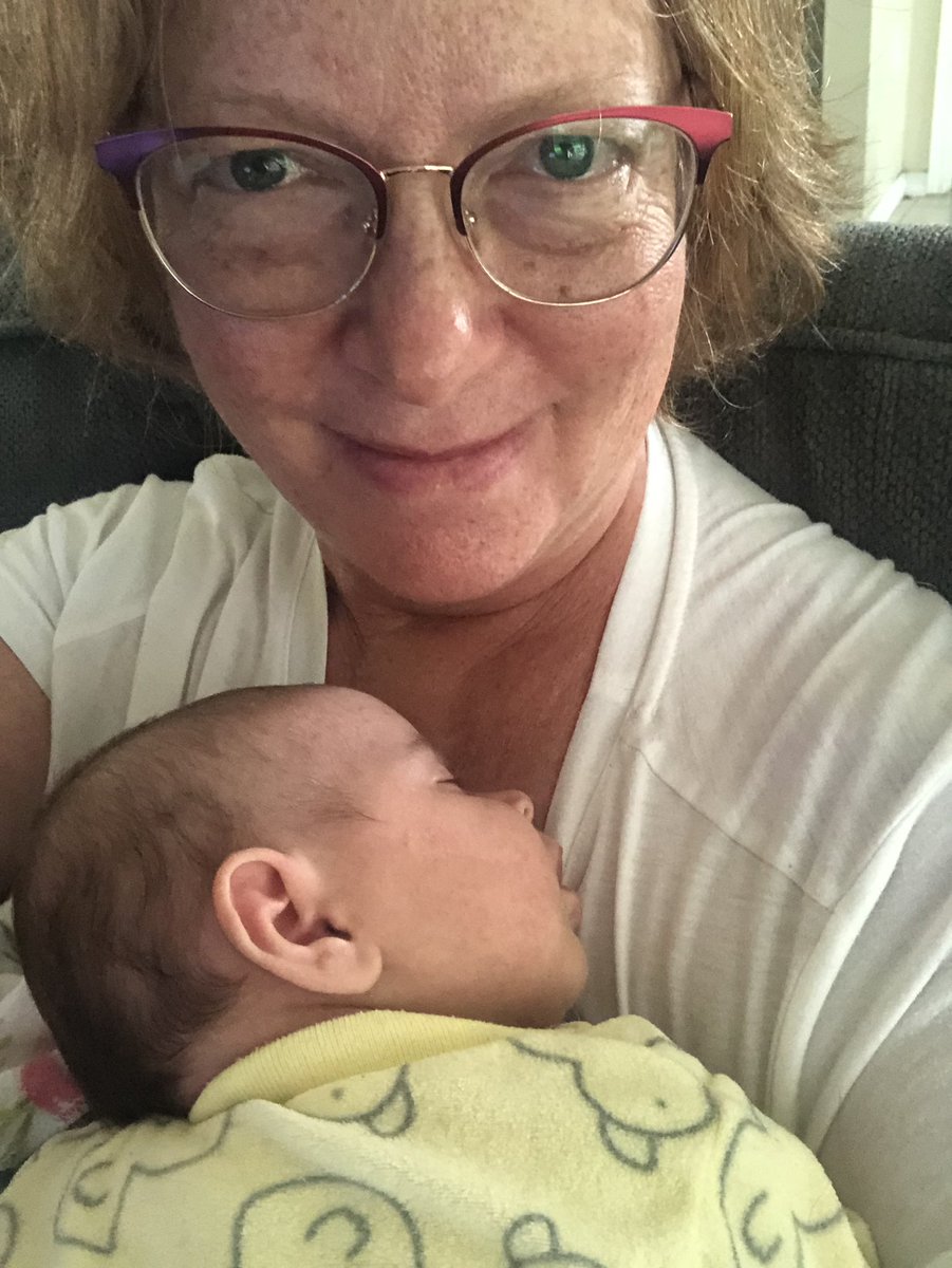 caj322's tweet photo. Reading with Maya Selfie @HumbleISD_WHE #WHESummerSelfieBingo2021 #sevendaysinjune https://t.co/YqRSiMrRRX