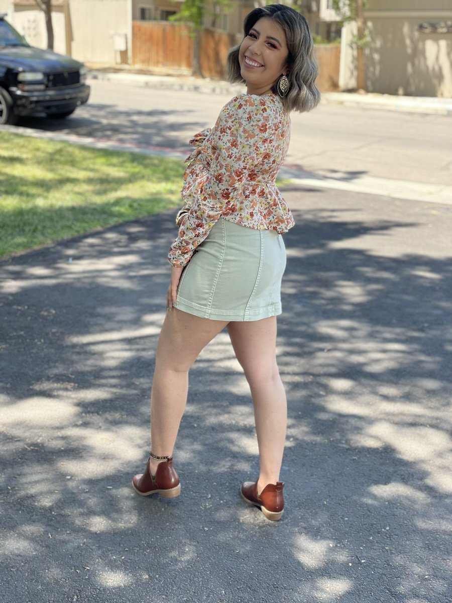 LissaAlaniz's tweet photo. My favorite look ✨ https://t.co/g4uKEFzWQo