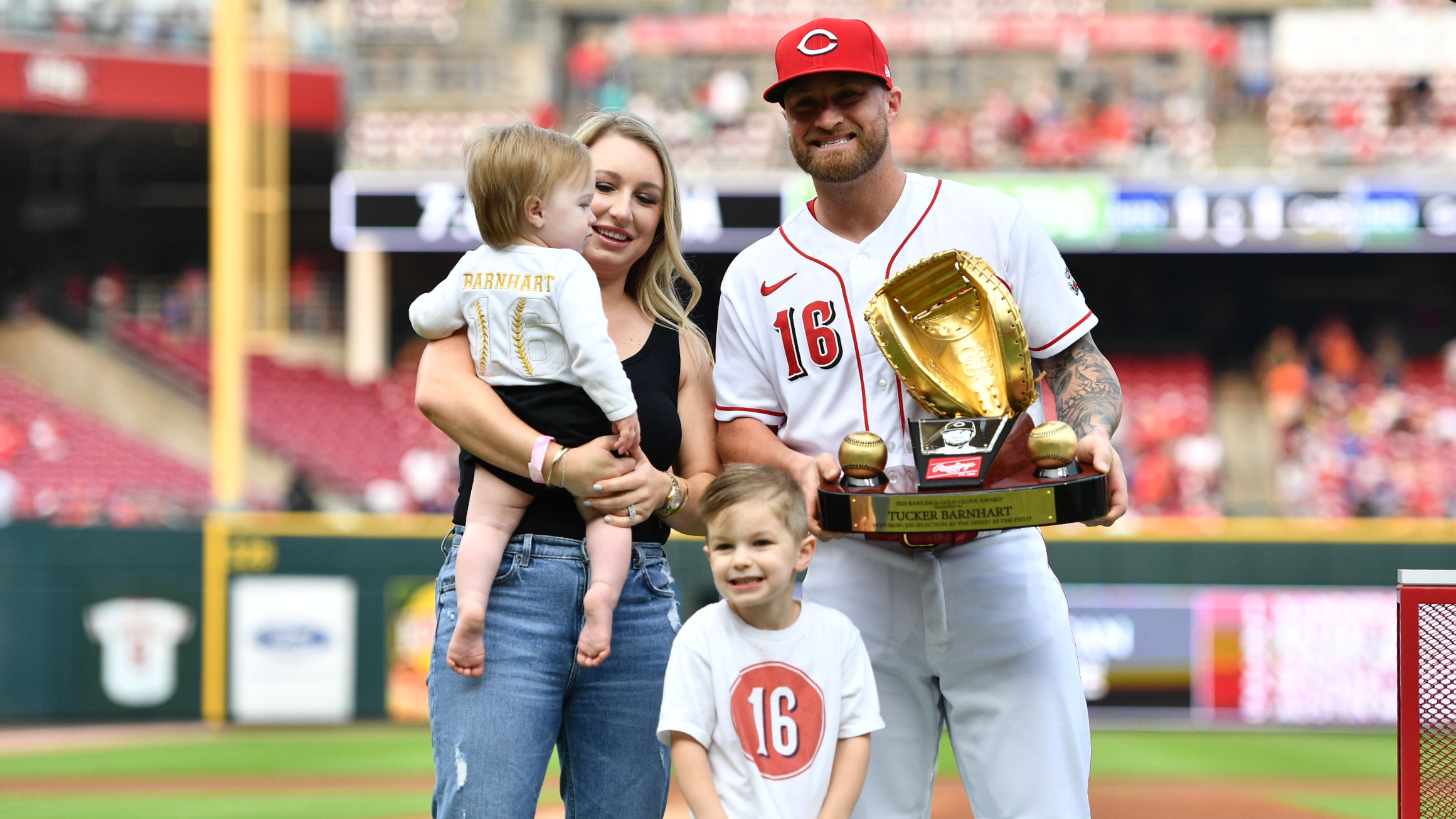 Cincinnati Reds on X: You could say these guys know a few things about  Gold Gloves. Congrats to Tucker Barnhart on receiving his 2020 Gold Glove!   / X
