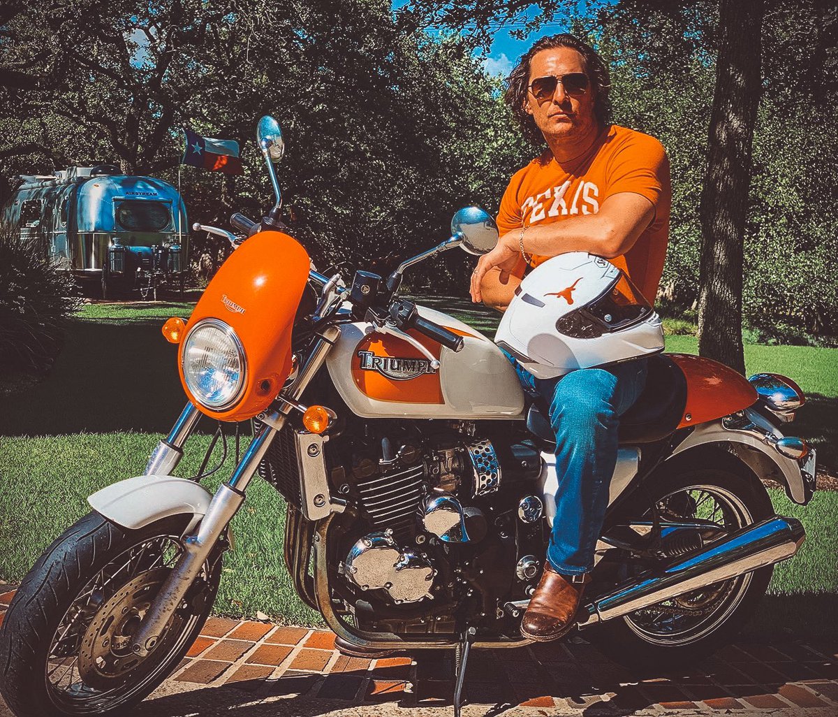 Alright, alright, alright 🤘

#HookEm