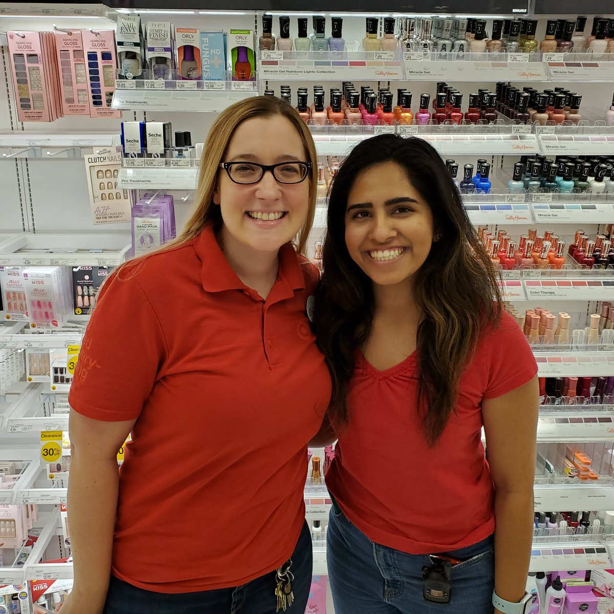 Kacy Terry (@kacyterry7) on Twitter photo It has been Wondering having Intern <a href="/zahabz_7/">Zahabia</a> lead Specialty Areas this week! Zahabia is driven, eager to learn and wonderful to be around! This girl is going places!! #TGTInterns2021 #WeAreTarget <a href="/WillReddick7/">William Reddick</a> <a href="/KevinKaminski10/">Kevin Kaminski</a> <a href="/AshleyRMiller22/">Ashley Miller</a> <a href="/RicaDevas/">Erica DeVasier</a> It has been Wondering having Intern <a href="/zahabz_7/">Zahabia</a> lead Specialty Areas this week! Zahabia is driven, eager to learn and wonderful to be around! This girl is going places!! #TGTInterns2021 #WeAreTarget <a href="/WillReddick7/">William Reddick</a> <a href="/KevinKaminski10/">Kevin Kaminski</a> <a href="/AshleyRMiller22/">Ashley Miller</a> <a href="/RicaDevas/">Erica DeVasier</a>