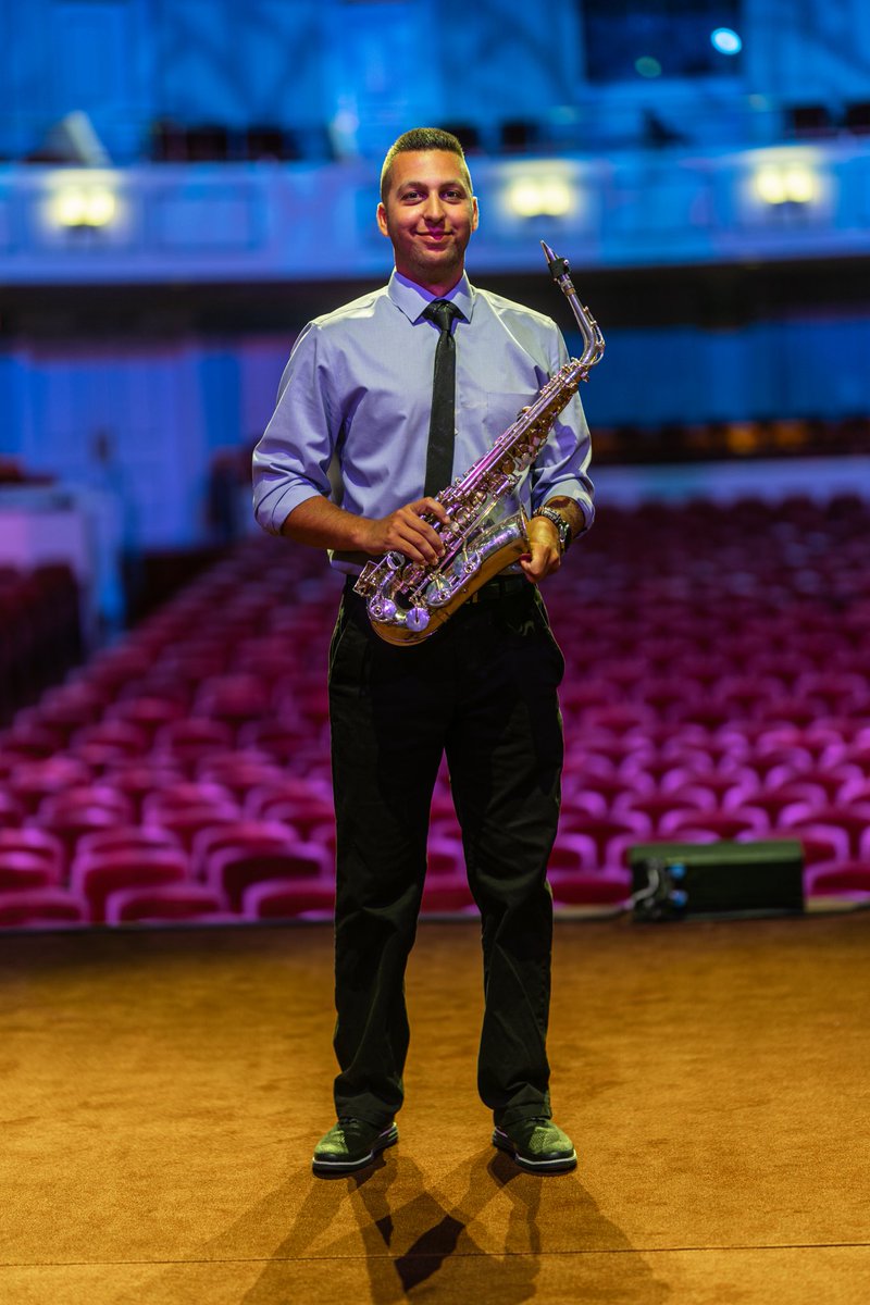 theindigosmusic's tweet photo. Dan Nix from Fishers, 27, graduated @IUBloomington @IUJSoM in Jazz Performance, owns a music company, & easily whood by Mr. Pibb & gentle snowfalls.
See him Monday, July 26th at 7:30pm located at the @CPApresents
https://t.co/lUDxr4iOWF
#theindigos #indigoarmy #saxophone https://t.co/N3f0Dpel3y